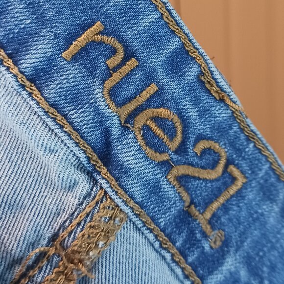 #302 2/$15 - Rue21 Blue Mid-Rise Jeggings Size 8 Short - Picture 5 of 6
